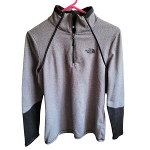 The North Face Women's Black and Gray Zip-Up Sweater
